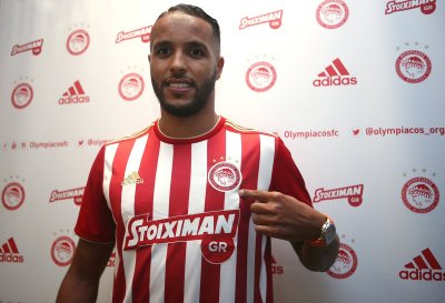 العرابي يضع أول بصمة مع أولمبياكوس