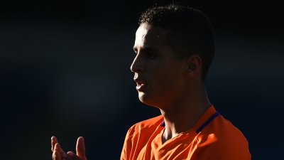 هذا ما قاله مدرب منتخب هولندا عن الموهبة المغربية احطارين