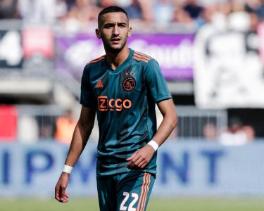 زياش مع الأسود.. وإقامته تتعرض للسطو!