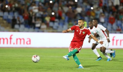 أي لعنة تطارد زياش؟