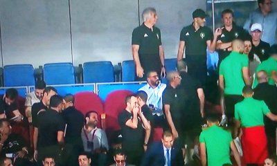 الناخب الوطني يتابع مباراة الأولمبيين