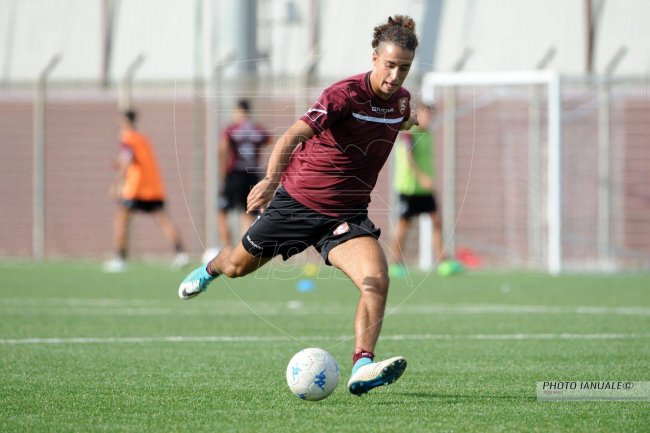 هذه مدة غياب سفيان كيين عن الملاعب