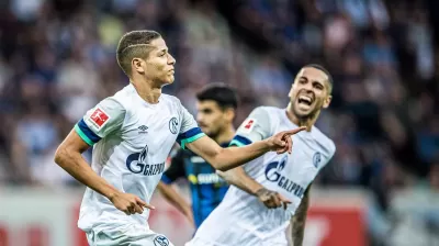 هذان الأسدان بالتشكيلة المثالية لبطولة البوندسليغا