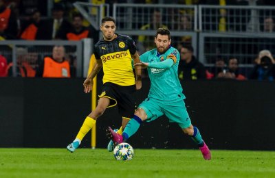 جماهير دورتموند تضغط من اجل حكيمي