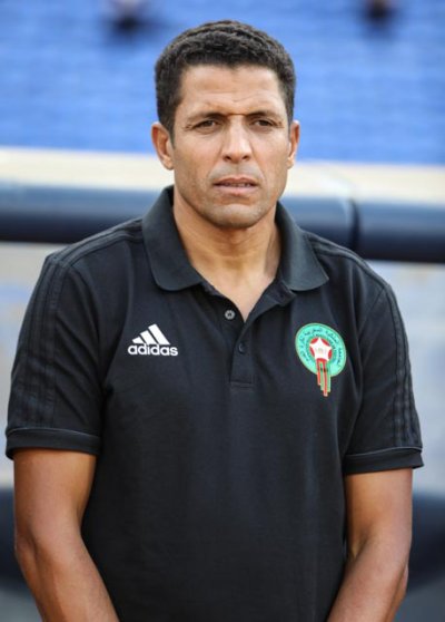 سفراء الأدغال فقط من يمثل تشكيلة عموتا