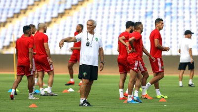 وحيد خاليلودزيتش يستنجد بالعميد