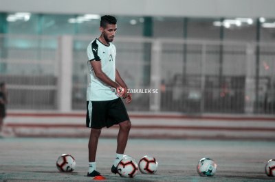 رئيس الزمالك يدافع عن اوناجم