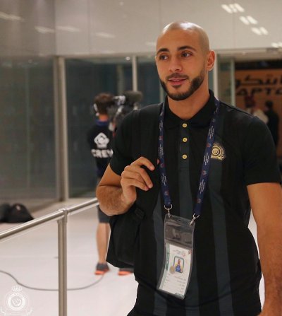 أمرابط خاض مباراة الأهلي بقميصين