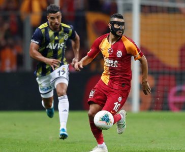 بلهندة يتحدى الاصابة ويحضر القمة بالواقي