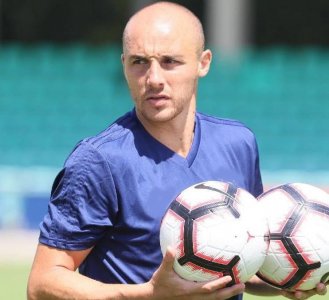 شحشوح يسجل ويقسو على شباك