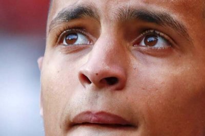 هكذا وصفت الصحافة الهولندية إحطارين بعد موت والده