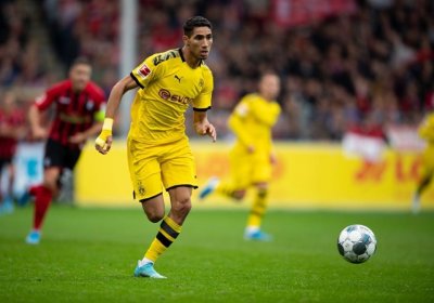 حكيمي مهدد بفقدان توظيفه الجديد لهذا السبب