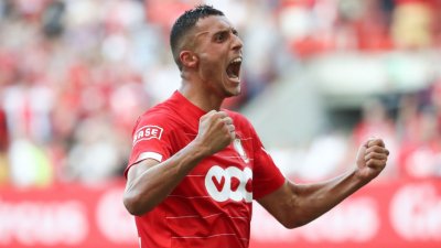 أمل الله ينضاف إلى لائحة الغائبين لهذا السبب