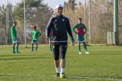 بوميل والسلامي في الطريق نحو المغادرة