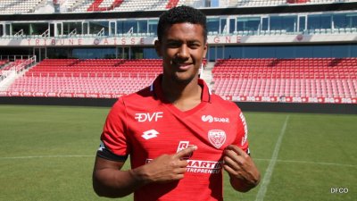 نجم ديجون سعيد بتواصله مع الناخب الوطني