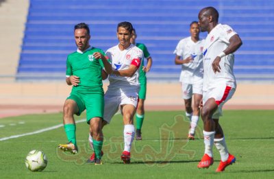بطولة القسم الثاني : شباب المحمدية وأولمبيك دشيرة جنبا إلى جنب في الصدارة