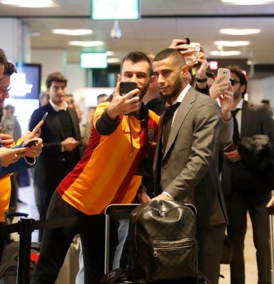 بلهندة يخشى الإقصاء بالبيرنابيو