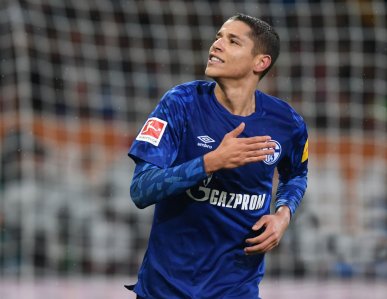 برشلونة ينسحب من متابعة حارث !!