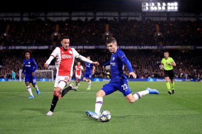 تين هاغ يشيد بعودة مزراوي