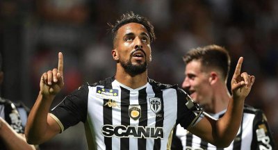 حوار مغربي بين عبد الحميد وعليوي