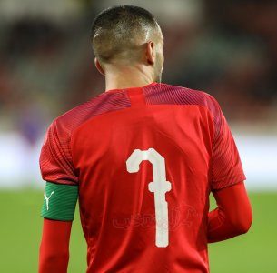 بعد زياش.. هل تعود العمادة لهذا المدافع ؟