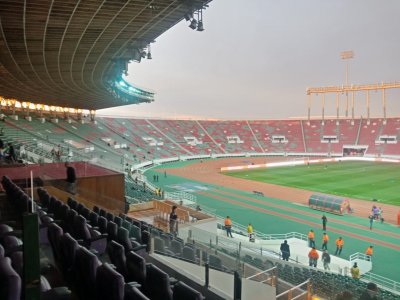 المحليون ضد غينيا أمام مدرجات فارغة