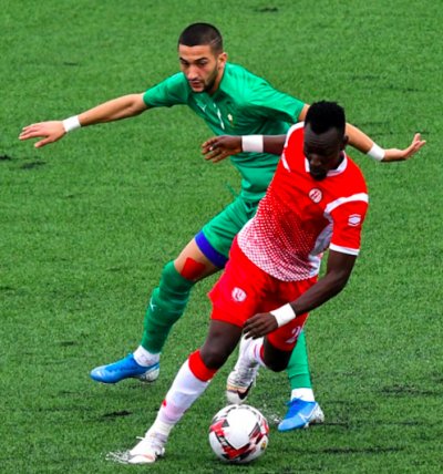 حكيم زياش: بأداء متباين