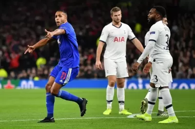 العرابي يجلد الوصيف بأجمل أهدافه هذا الموسم