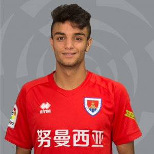 هذا الشبل يكبر بسرعة في إسبانيا