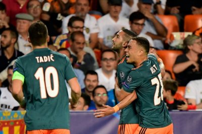 هذا الأسد في التشكيل المثالي لعصبة أوروبا