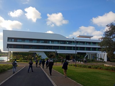 فندق خمسة نجوم للمنتخب الوطني فقط