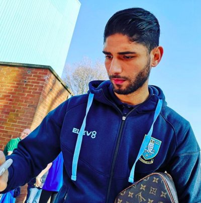 لزعر يبصم على أجمل عودة