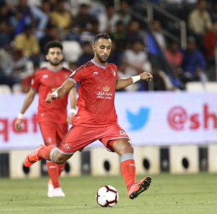 اصطدام عنيف في قطر بين ثلاثي الأسود