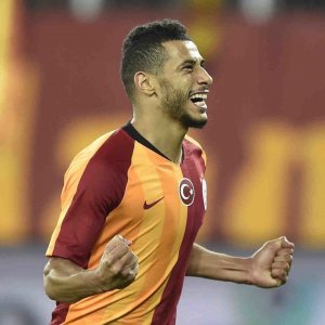 المفاوضات تتعثر بين بلهندة والاتحاد