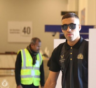 طبيب النصر يعالج حمد الله في بيته
