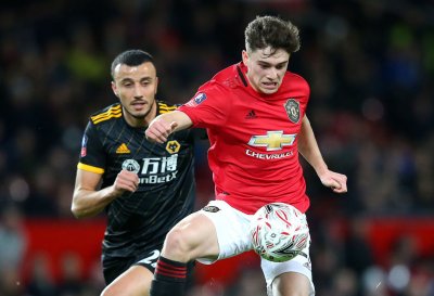 سايس يغادر الكأس من مسرح أولد ترافورد