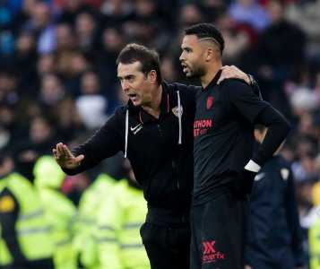 مدرب إشبيلية: هذا سبب تأخرنا في إشراك النصيري أمام الريال