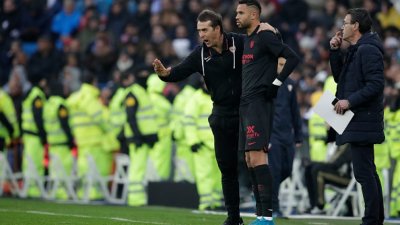 وحيد يدعم النصيري