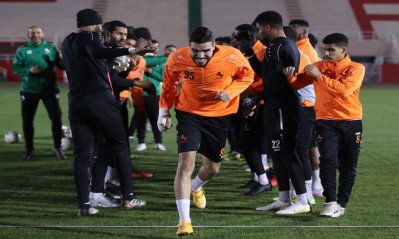 أزارو: خسرت مكانتي داخل المنتخب بسبب تفضيلي الأهلي على عرض فرنسي