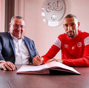 عبد الحميد مدد عقده حتى 2022