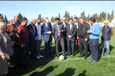 الحياة عادت لملعب الحسن الثاني بفاس