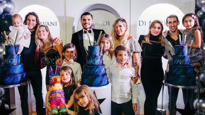 توخل  متفاجىء جدا  لاحتفال لاعبي سان جرمان بعد خسارة دورتموند