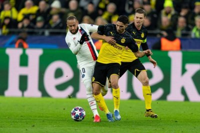 حارس دورتموند: حكيمي لا يحب الدفاع