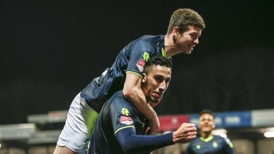 خرشوش يطلق رصاصتين ويرفع الغلة إلى 22 هدفا