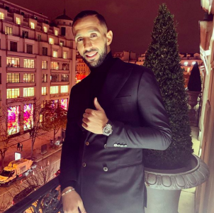 بنعطية يختار هذا النجم الأفضل عربيا بأوروبا