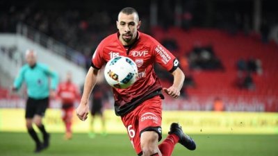 شفيق يتحدى حالة الطوارئ