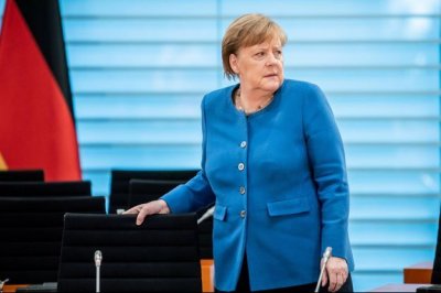 ميركل في الحجر الصحي بعد مخالطتها طبيبا مصابا بكوڤيد-19