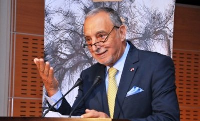  كورونا  تصيب الأستاذ محمد برادة..  قلوبنا معه