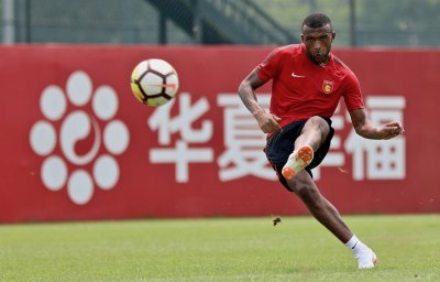 تقرير المنتخب: أبواب الصين مغلقة والكعبي لن يستطيع العودة!