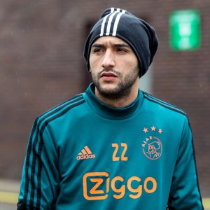 الفيفا قد تحرر زياش من قبضة اجاكس شهر يونيو